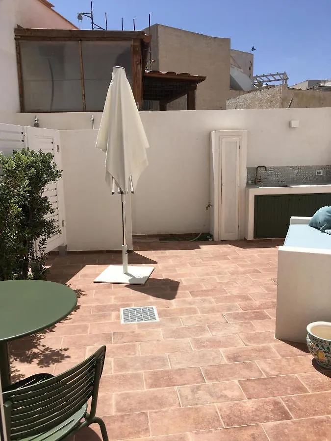 Il Cappero Apartment Favignana