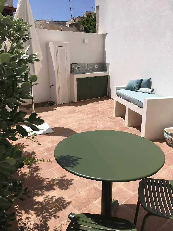 Il Cappero Apartment Favignana Italy
